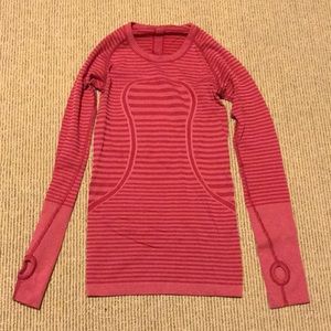 Lululemon long sleeve top. Great condition!